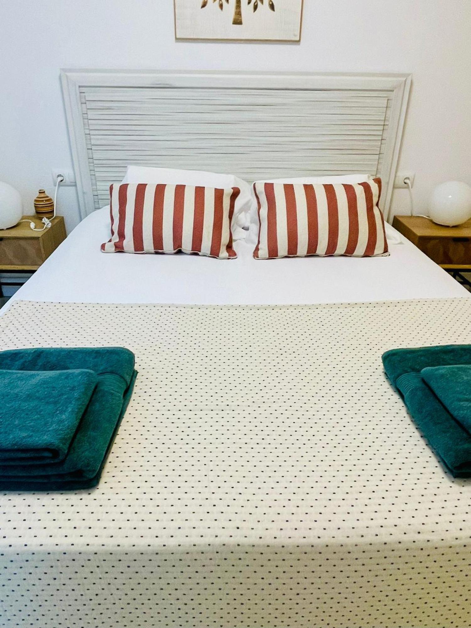 Apartamentos Familiares Puerto Nova Cartagena Kültér fotó